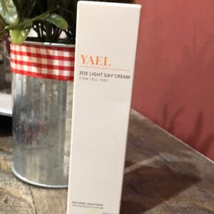 YAEL Zoe Light Day Cream Stem Cell + EGF 1.08 Oz 32 ml Skin Care K-Beauty Sealed
